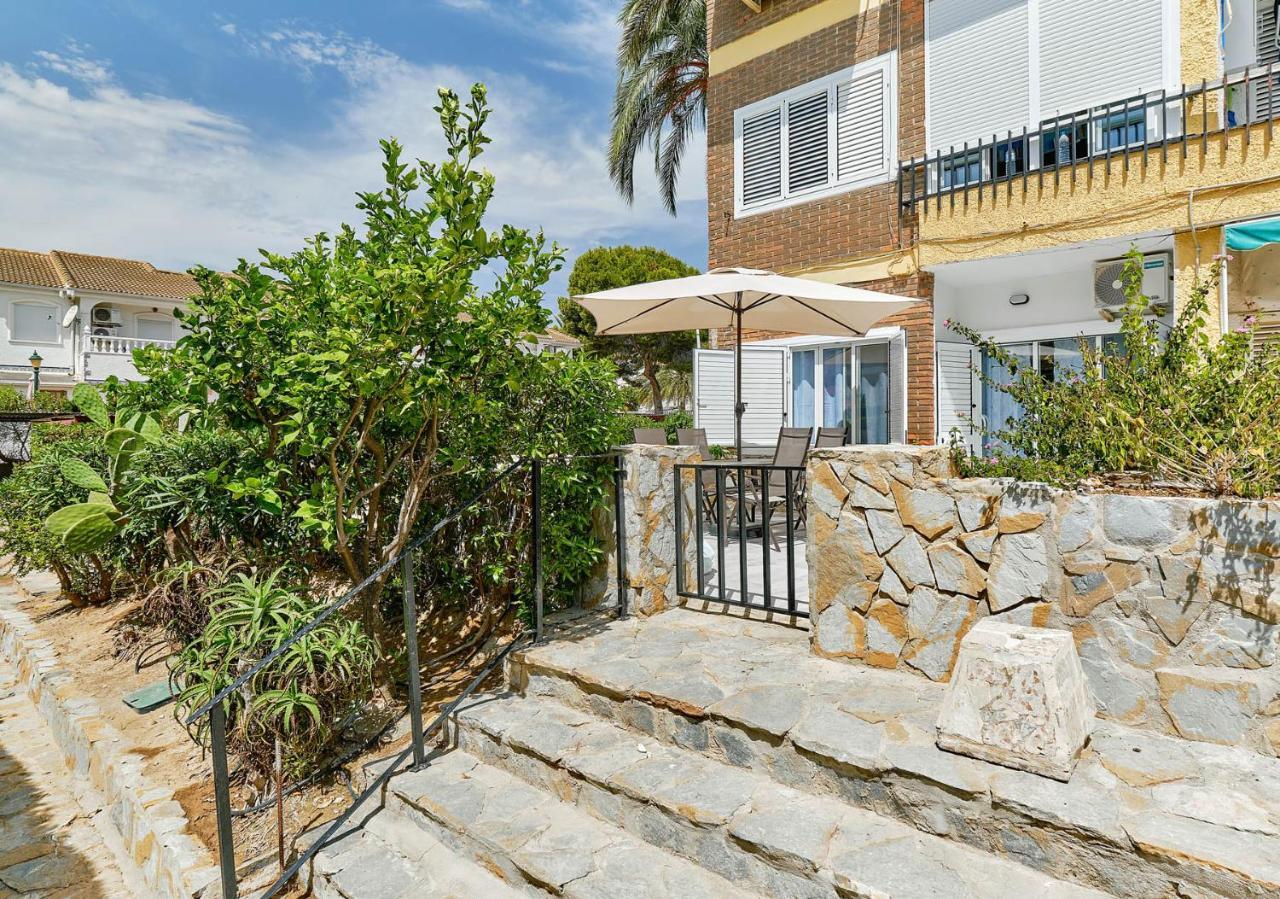 Dehesa de Campoamor  Sunny Terrace Apartment - La Zenia Beach מראה חיצוני תמונה