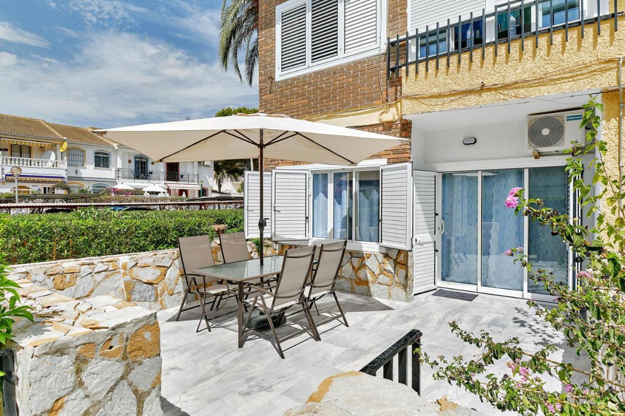 Dehesa de Campoamor  Sunny Terrace Apartment - La Zenia Beach מראה חיצוני תמונה